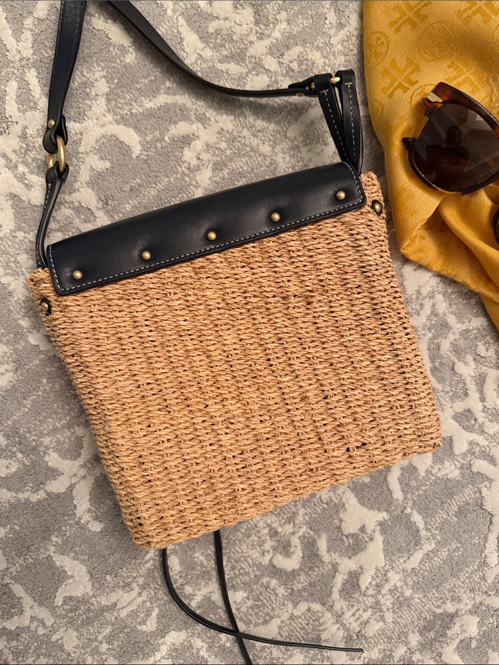 Tory Burch Natural Woven Crossbody with Black Leather Trim - Picture 4 of 7